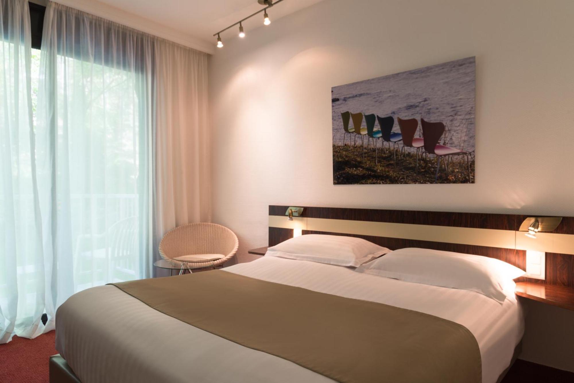 วีลา บอร์เกเซ ดิ ออรจินัล เรอแล Hotel Greoux-les-Bains ภายนอก รูปภาพ