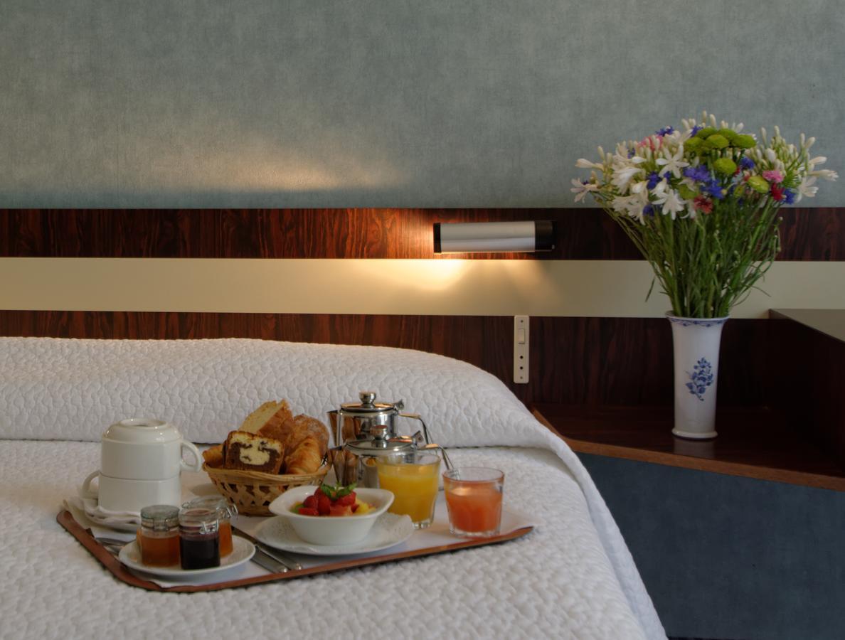 วีลา บอร์เกเซ ดิ ออรจินัล เรอแล Hotel Greoux-les-Bains ภายนอก รูปภาพ